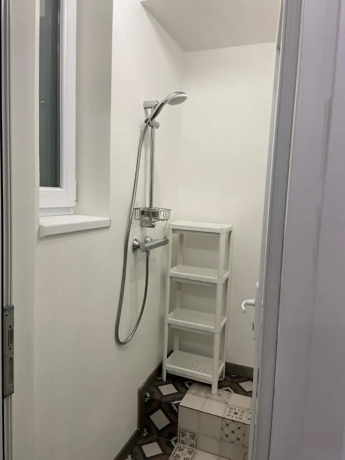 Downtown Parliament Apartamento Bucareste 0*,